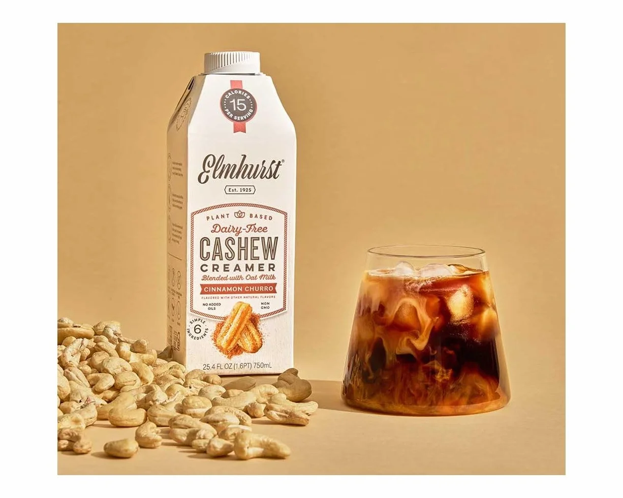 Elmhurst 1925 Cinnamon Churro Cashew Creamer – Crema vegana con notas de canela – Cremosa y versátil – Ideal para café, té, postres y más – 750 ml