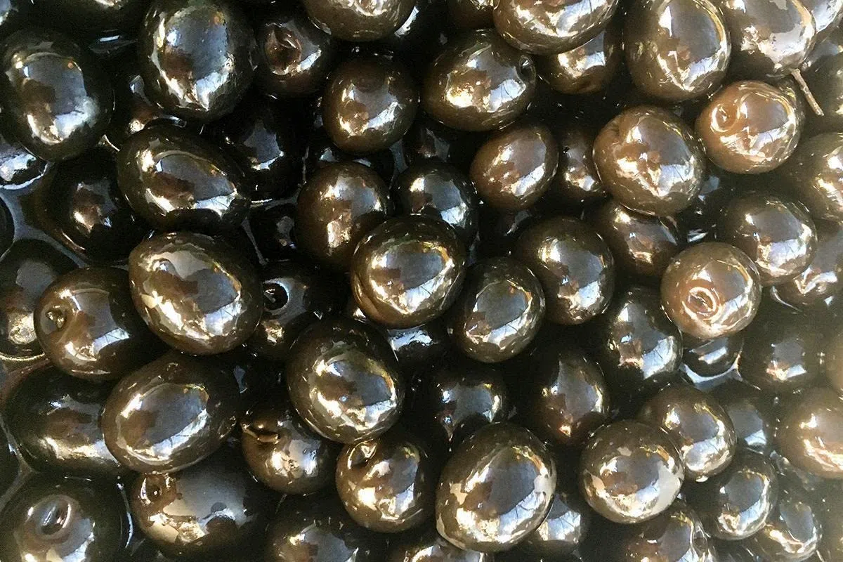 Aceitunas Cacereña Negra con Hueso (1 Kg.)