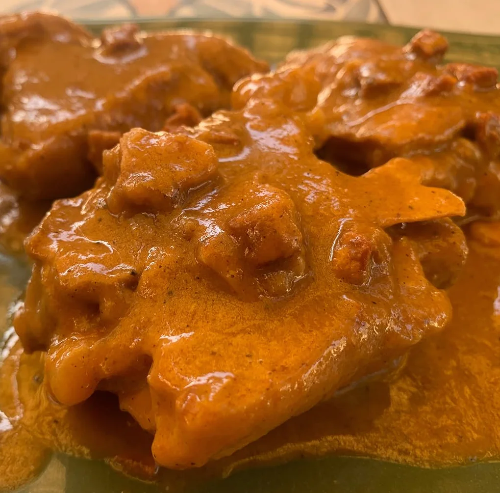 Manitas de Cerdo en Salsa de Boletus 610g | Receta Casera y Artesana | Conserva Gourmet 100% Española | Ideal como Regalo Gastronómico | Manitas de Cerdo Guisadas