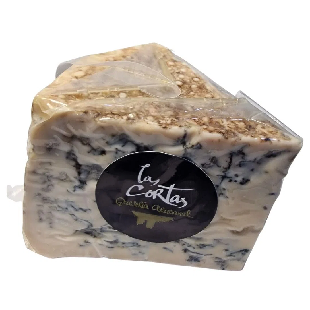 Cuña de queso azul de oveja afinado con miel artesano Las Cortas