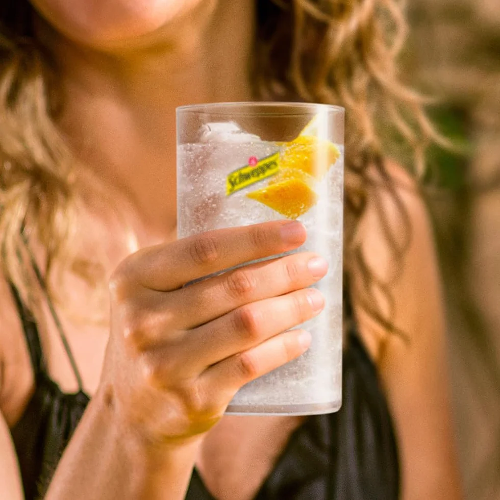Schweppes Tónica Zero, Sin Azúcar ni Calorías - Botella PET, Pack 12 x 1 L