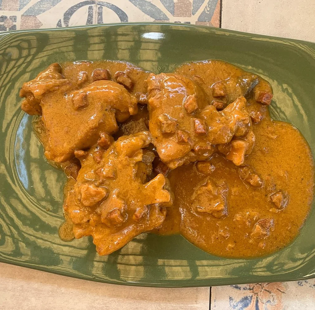 Manitas de Cerdo en Salsa de Boletus 610g | Receta Casera y Artesana | Conserva Gourmet 100% Española | Ideal como Regalo Gastronómico | Manitas de Cerdo Guisadas